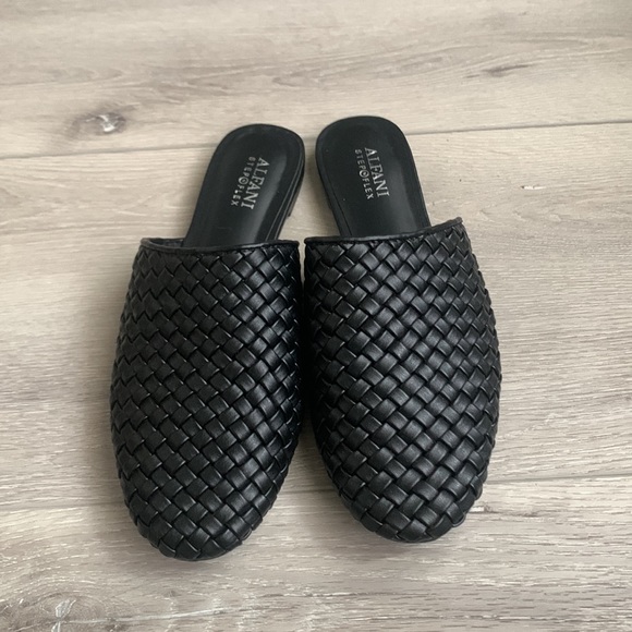 Woven Mules - Picture 2 of 3